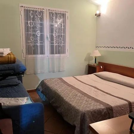 Le Mimose إمبيريا